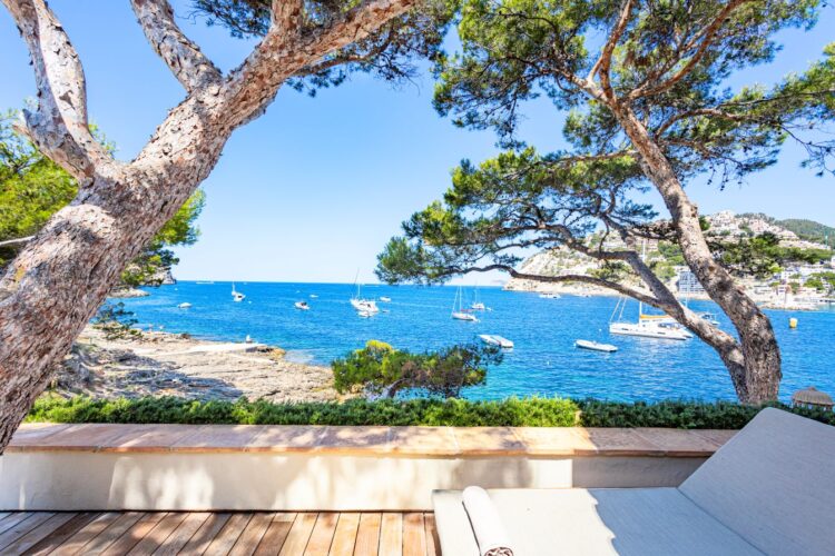 Casa San Carles Exclusive Holiday Home for Rent in Mallorca sea view