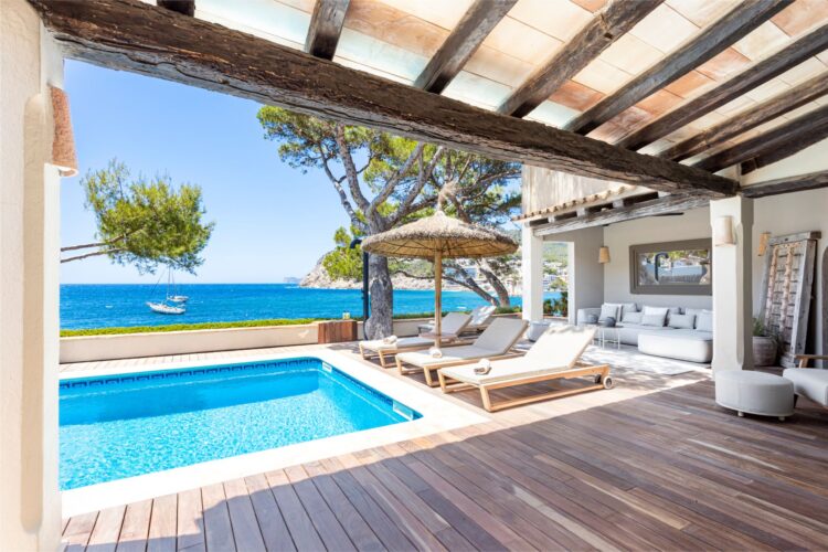 Casa San Carles Luxury Holiday Villa Mallorca pool terrace
