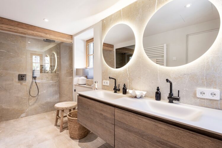 Casa San Carles Luxury Holiday Villa Mallorca bathroom