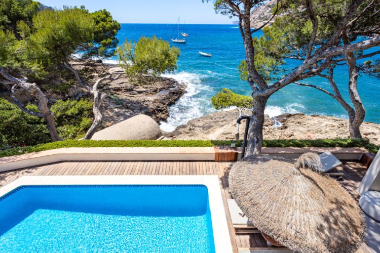 Casa San Carles Exclusive Holiday Home for Rent in Mallorca Pool