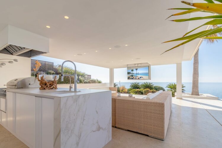 Cliff Villa Port Andratx Exclusive Holiday Home Mallorca By the Sea outdoor kitchen