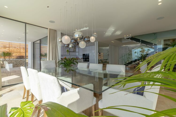 Cliff Villa Port Andratx Exclusive Holiday Home Mallorca By the Sea dining area