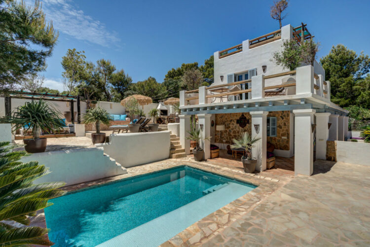 Finca Es Vedra – Stunning villa with spacious outdoor areas, available for booking in Ibiza