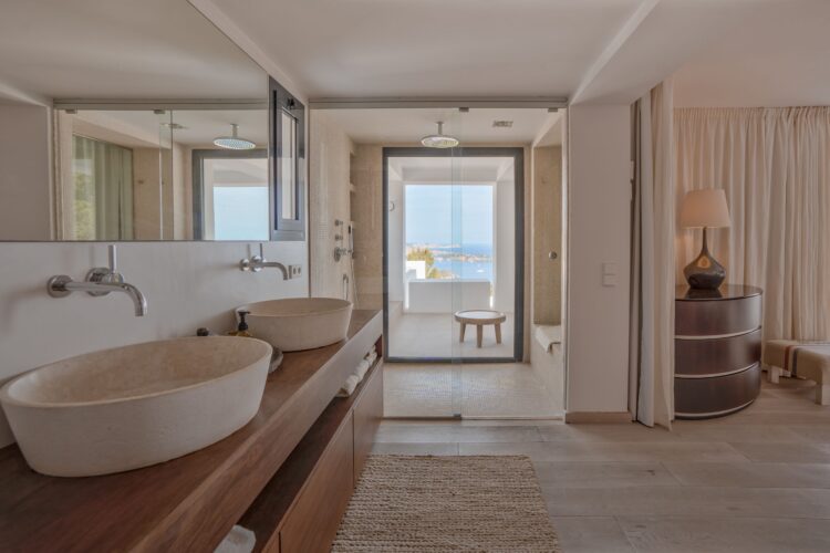 Villa Can Cuco Luxury Holiday Home Ibiza with Pool for Rent bathroom